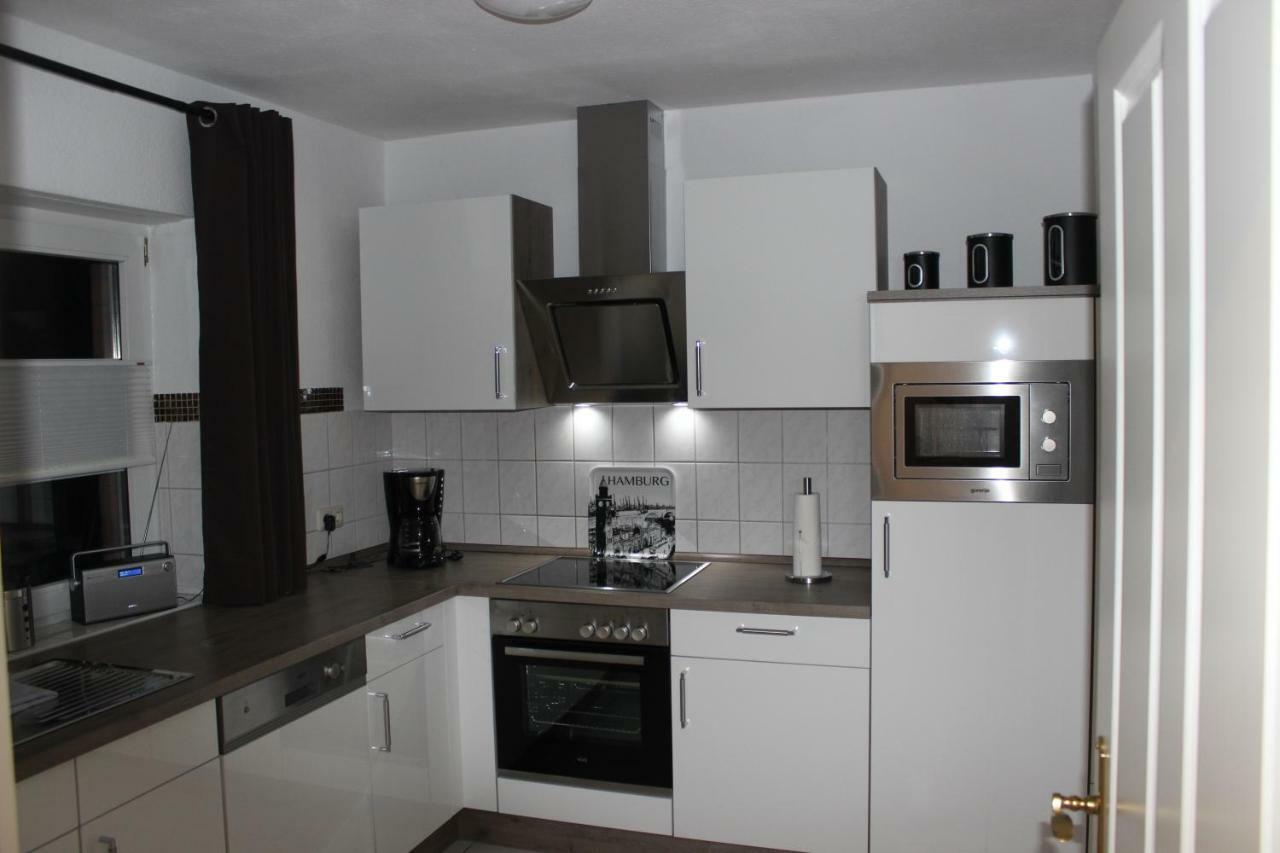 Ferienhaus An Der Grenze Zu Hamburg Zentrale Lage Neu Wulmstorf Exteriör bild