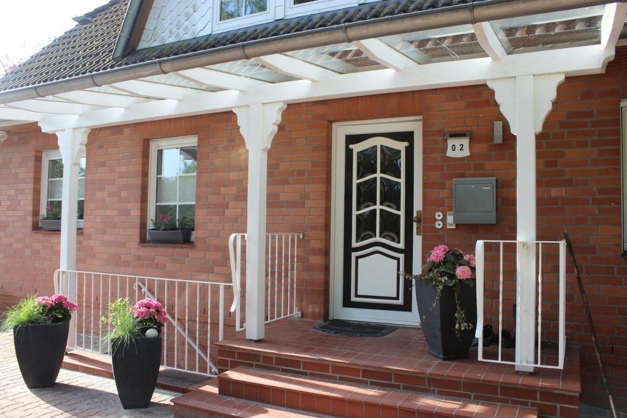 Ferienhaus An Der Grenze Zu Hamburg Zentrale Lage Neu Wulmstorf Exteriör bild